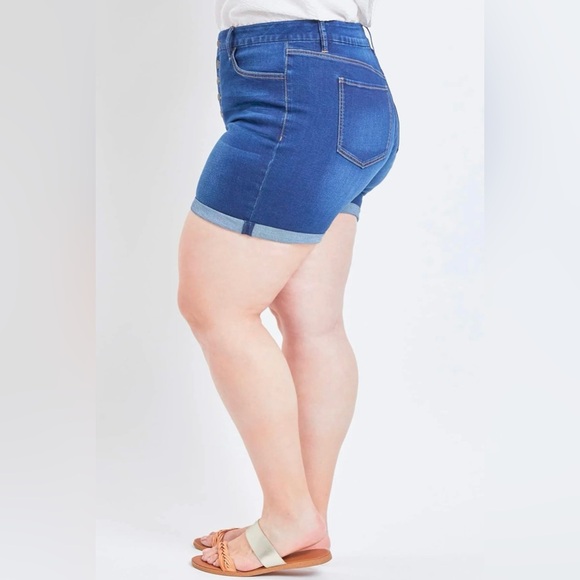 Royalty For Me Women's Plus Sz High Rise Curvy Exposed Button Fly Cuffed Shorts - Picture 2 of 6